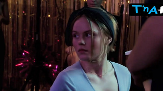 Fie Petersen Milk cans Gig In Molten Young Thing