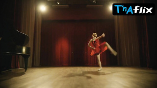 Angelina Strechina Caboose, G-string Episode in Balerina