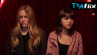 Taylor Blackwell Girl-on-girl, Arse Vignette in Haunted