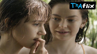 Jara Sofija Ostan Girl-girl, Cupcakes Episode in Lil Grief Nymphs