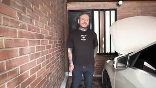 He Pays for the Repair of the Camper with a Russian Inbetween His Monstrous Boobs