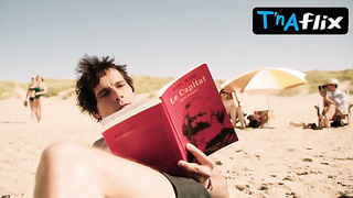 Nina Gummich Bathing suit Gig in Alice