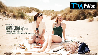 Nina Gummich Bathing suit Gig in Alice