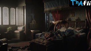 Clementine Nicholson Gorgeous Episode in Knightfall