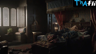 Clementine Nicholson Gorgeous Episode in Knightfall