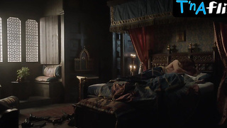 Clementine Nicholson Gorgeous Episode in Knightfall