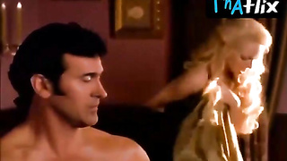 Angela Dotchin Gorgeous Episode in Fap Of All Trades