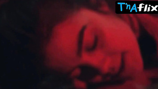 Flor Bobadilla Lezzie Episode in Colmena