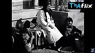 Madiha Hamdi Gorgeous Episode in Luebat Kl Yawm