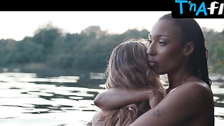 Rosa Jaranovic Titties Vignette in Solo Girl