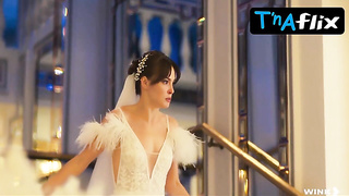 Angelina Strechina Hooters, Undergarments Episode in Tysyacha Net I Odno Da