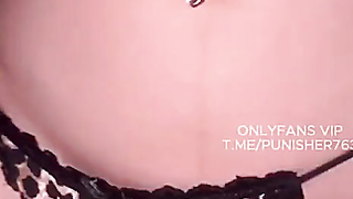 Sultry fuck-fest with a pal