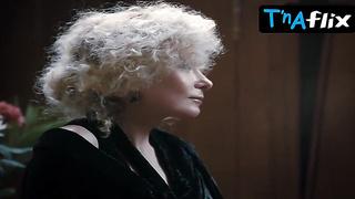 Yuliya Vysotskaya Jaw-dropping Episode in Khroniki Russkoy Revolyutsii