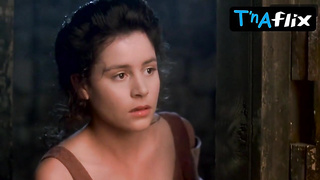 Embeth Davidtz Bosoms Episode in Army Of Darkness