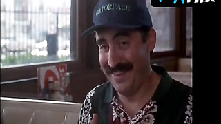 Angelina Jolie Bum, Milk cans Vignette in Mojave Moon