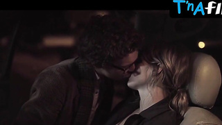 Amy Seimetz Ass, Cupcakes Sequence in nine Total Moons