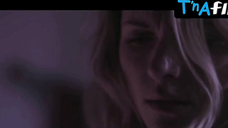 Amy Seimetz Ass, Cupcakes Sequence in nine Total Moons