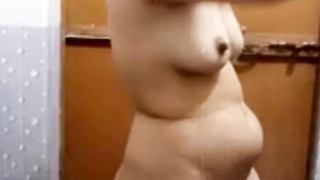 Rajasthani Annu Bhabhi Bathing Porn Recording