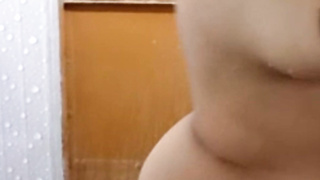 Rajasthani Annu Bhabhi Bathing Porn Recording