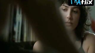 Barbara Lennie Tits Vignette in Obaba