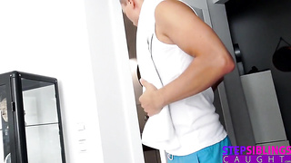 Mind-blowing Euro Minx Marilyn Sugar Says, Caress Some Testicle tonic On My Pecs Brother