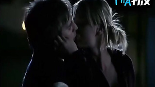 Kaley Cuoco Cool Sequence in Debating Robert Lee