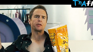 Olga Kurylenko Caboose, Knockers Episode in Seven Psychopaths