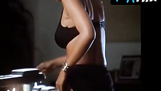 Cynda Williams Rump, Titties Vignette in Moist