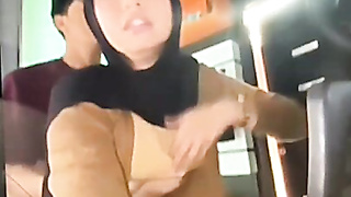 Bokep Indo Mahasiswi Amalia Muthia Ngentot Sama Pacar Sampe Crot Dimuka