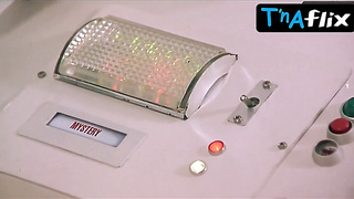 Elodie Bouchez Bum, Knockers Vignette in Cq