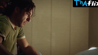 Vittoria Puccini Rump, Bathing suit Episode in eighteen Introduces