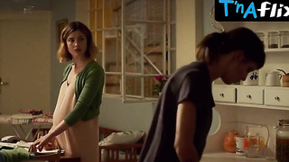 Vittoria Puccini Rump, Bathing suit Episode in eighteen Introduces