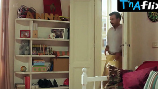 Vittoria Puccini Rump, Bathing suit Episode in eighteen Introduces