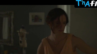 Juliette Lewis Ass, Melons Episode in Kelly AND Cal