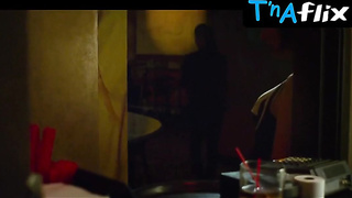 Heather Mccomb Bum, Undergarments Episode in Battle Welts