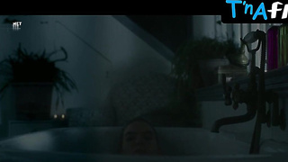 Olivia Larsen Donk, Baps Gig in Ghost In The Graveyard