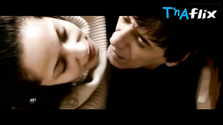 Kamilla Fatyol Caboose, Jugs Vignette in Tablo