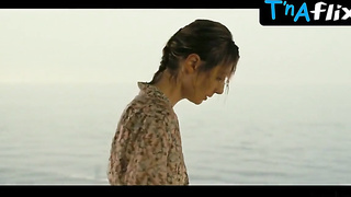 Elizabeth Debicki Bum, Mounds Episode in Tenet
