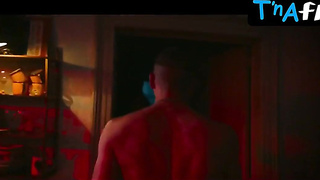 Amber Anderson Caboose, Boobs Episode in Flesh Walker