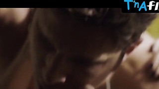 Mia Serafino Caboose, Tits Gig in Smiley Face Killers