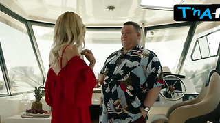 Irina Bezryadnova Booty, Bumpers Sequence in Klyovy Ulove