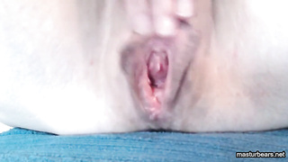 Wow ! Playing both my broad widely opened fuck holes (Simone)