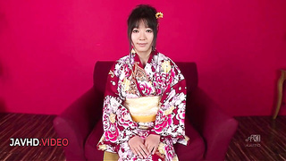 Ultra-kinky Jav Star Chiharu Tempts with a Japan Blow-job then Tears up Kimono Clothed