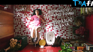 Debora Falabella Bootie, Milk cans Gig in Depois A Louca Sou Eu