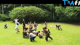 Debora Falabella Bootie, Milk cans Gig in Depois A Louca Sou Eu