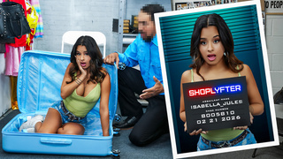 The Lil' Luggage Thief Case No 8005810