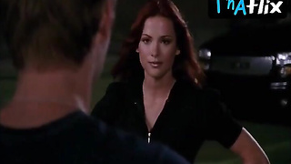 Danneel Ackles Uber-sexy Vignette in One Tree Hill