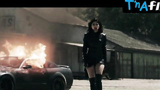 Anne Curtis Arse, Cupcakes Vignette in Blood Ransom