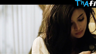 Anne Curtis Arse, Cupcakes Vignette in Blood Ransom