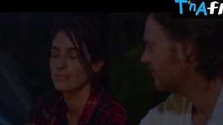 Laura Adamo Donk, Milk cans Episode in The Wishing Tree